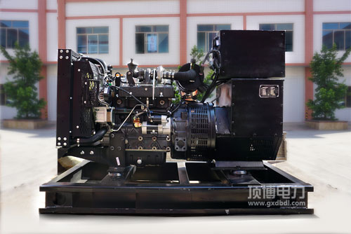 500KW沃爾沃柴油發(fā)電機(jī)組多少錢？選什么型號