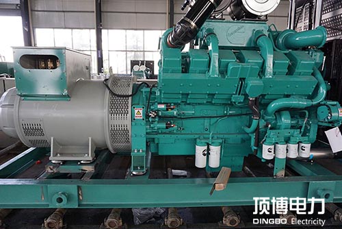 柴油發(fā)電機(jī)廢氣渦輪增壓器進(jìn)行清洗、檢查的具體方法。