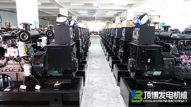 90KW康明斯30臺(tái)-高清3 拷貝